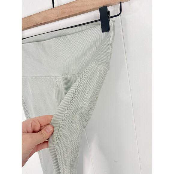 Aerie Offline Big Chill Seamless Cable Leggings Small High Waisted Stone Gray - Picture 6 of 10